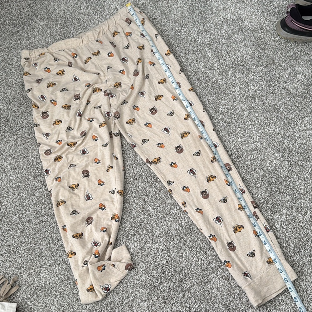 Disney’s The Lion King Pajama Pants - Picture 4 of 7